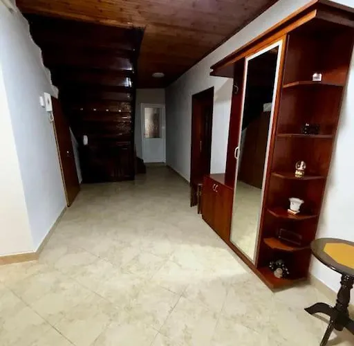 2 Floor, Duplex 爱尔巴桑